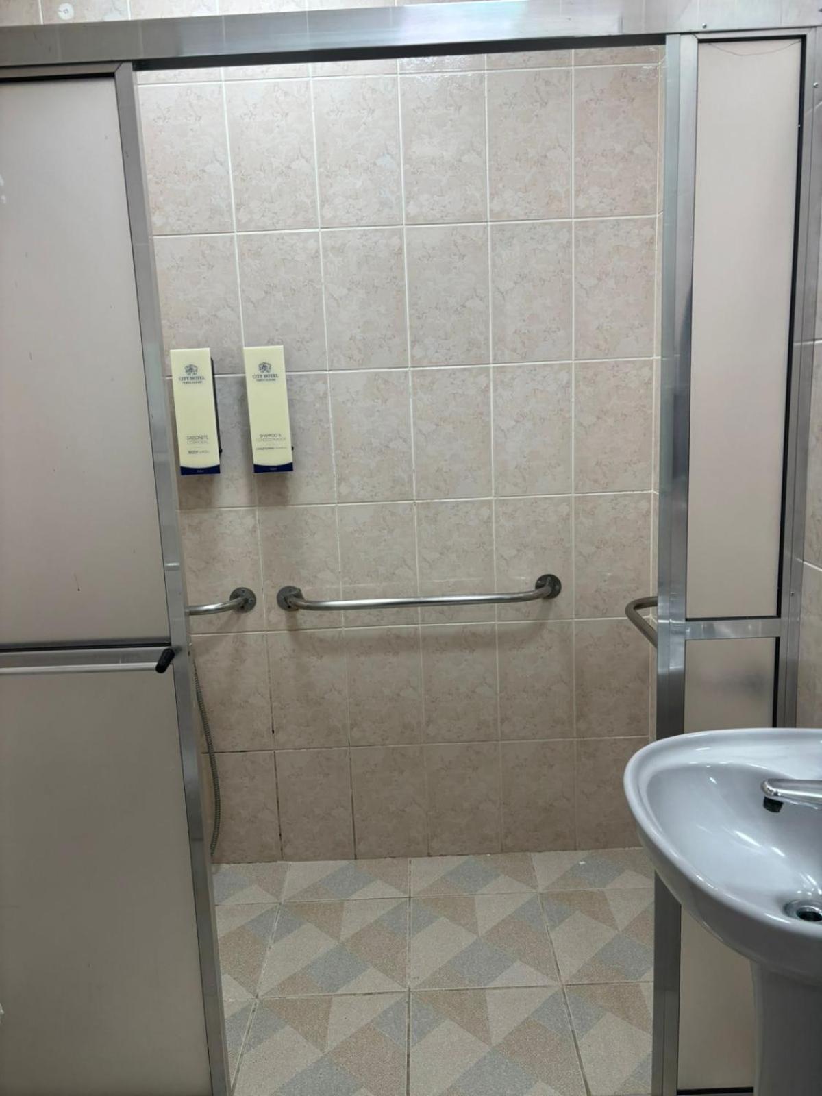 Habitación Doble adaptada para personas con movilidad reducida